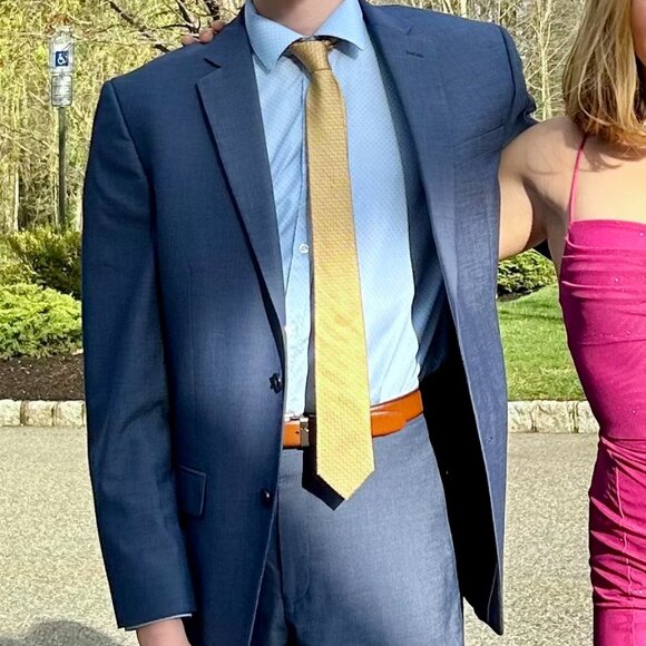 Marc New York Macy’s Men’s 38R Suit - Picture 2 of 6